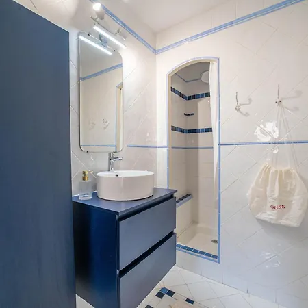 Proche Centre Apartment *